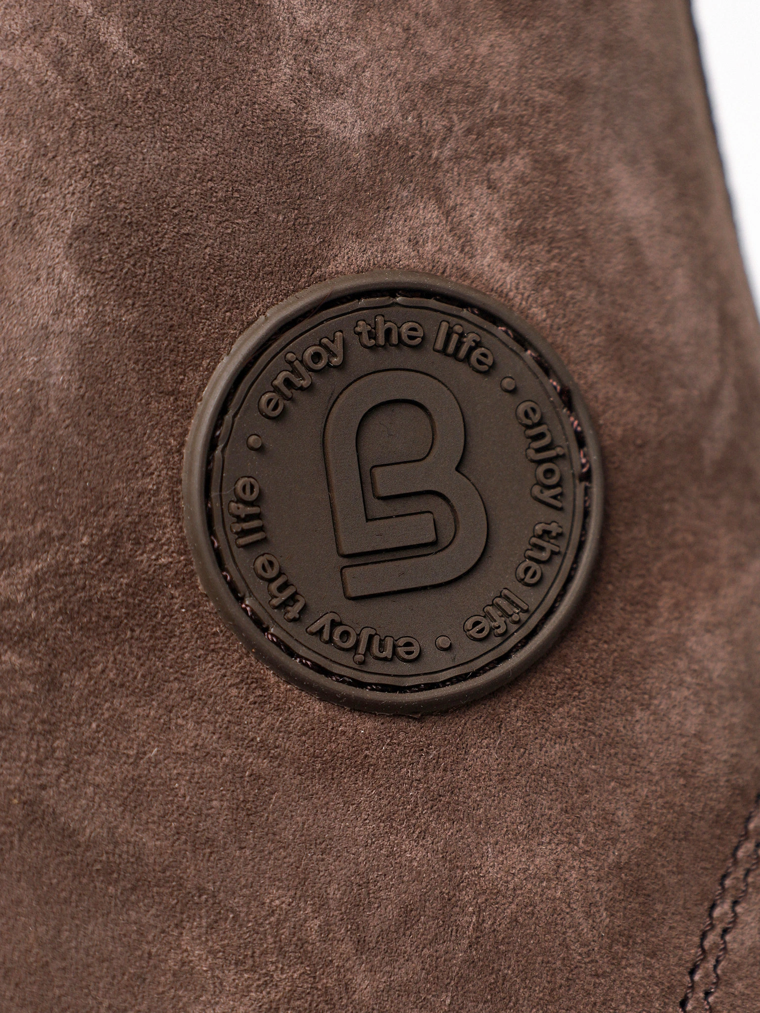 Ботинки коричневого цвета на средней платформе